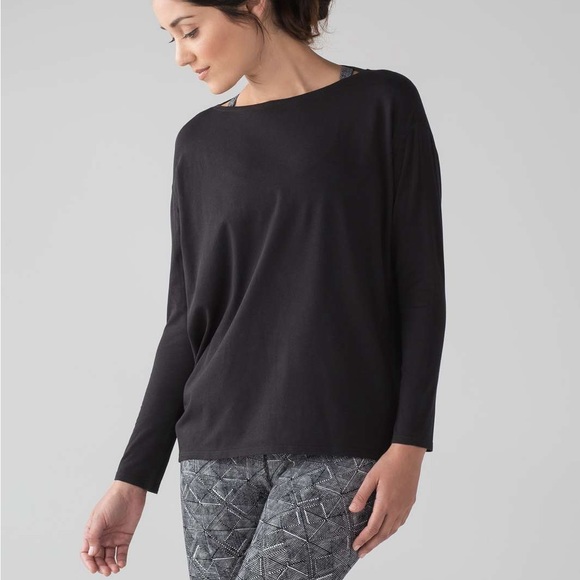 ‼️SOLD‼️ Lululemon Back in Action Long Sleeve Top - Picture 1 of 3